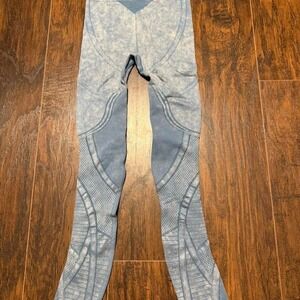NWT SPORTY ACTIVEWEAR ANOTHER MODE High-Waist SEAMLESS Leggings Blue Wash Small